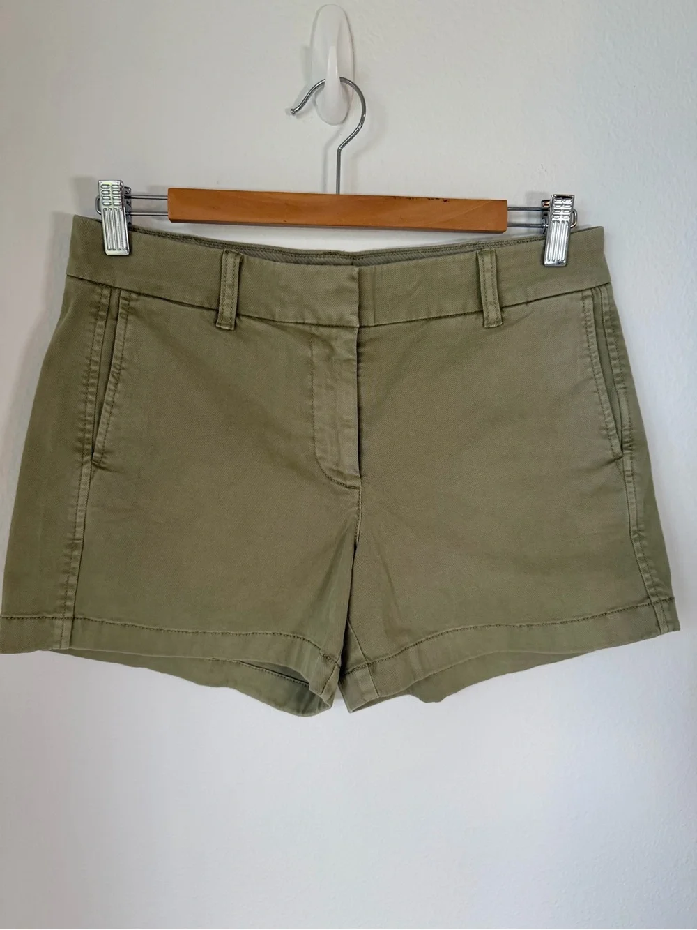 J.Crew Chino Shorts Olive Green Stretch Size 4